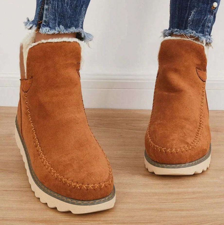 Ava | Cozy Winter Ankle Boots